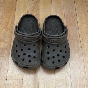 Crocs size 6 toddler sandals
